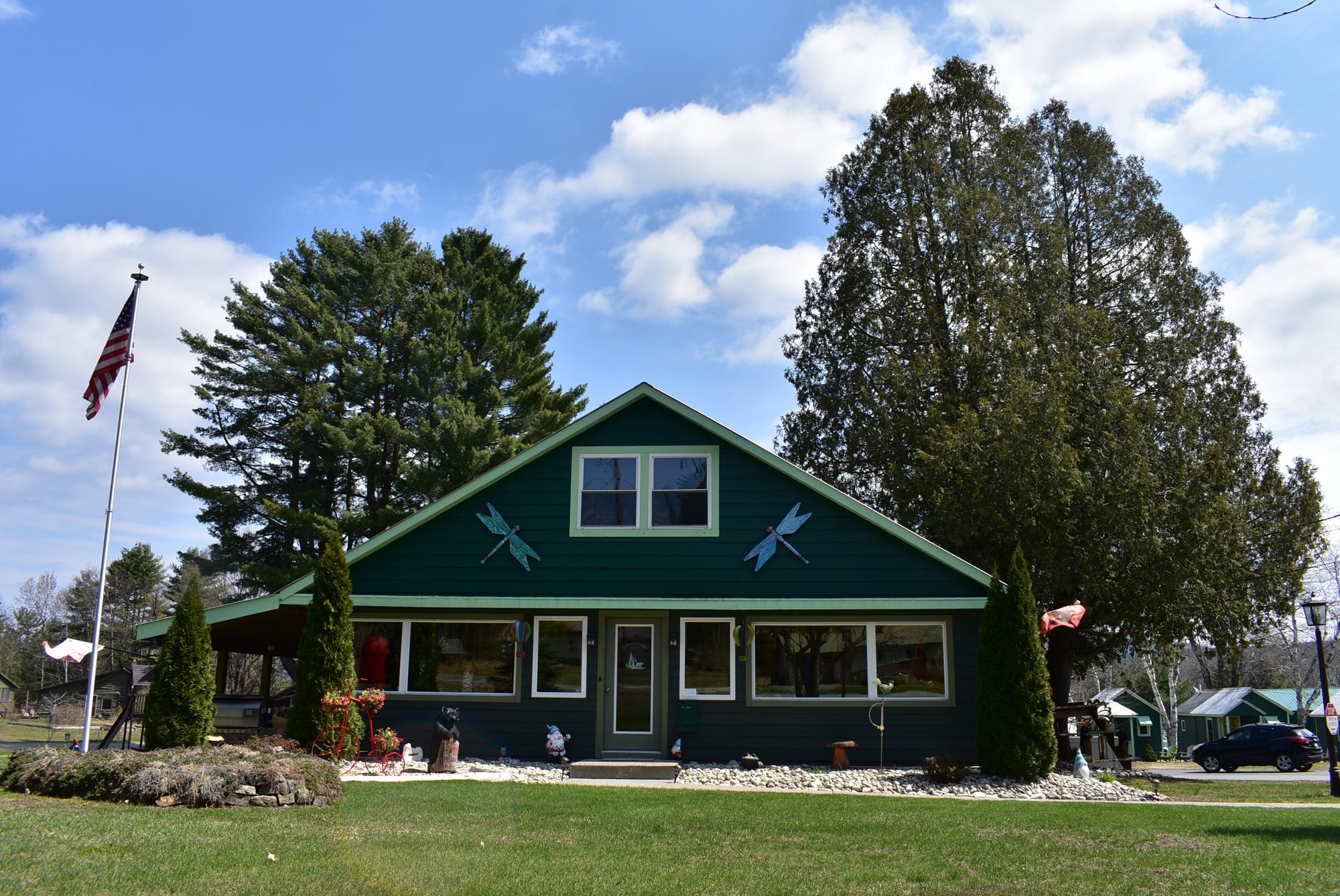 Rowe's Adirondack Cabins